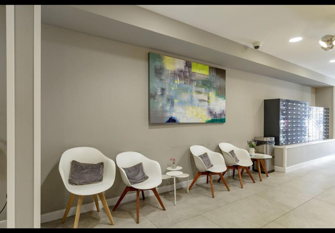 Hotel Joivy Affordable Edinburgh - Adults Only Esterno foto